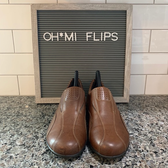 Ecco Womens Brown Leather Slip On Walking Loafers - Picture 3 of 10